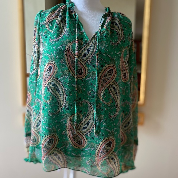 Rachel Zoe Tops - Rachel Zoe Green paisley long sleeve top